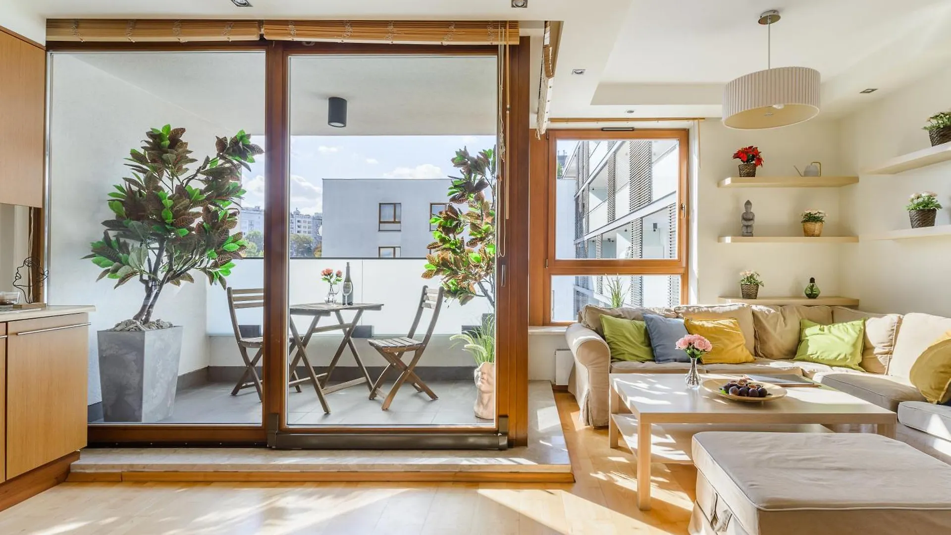 Lumina Luxury 3-Rooms Apart In Varsovie 0*,  Pologne